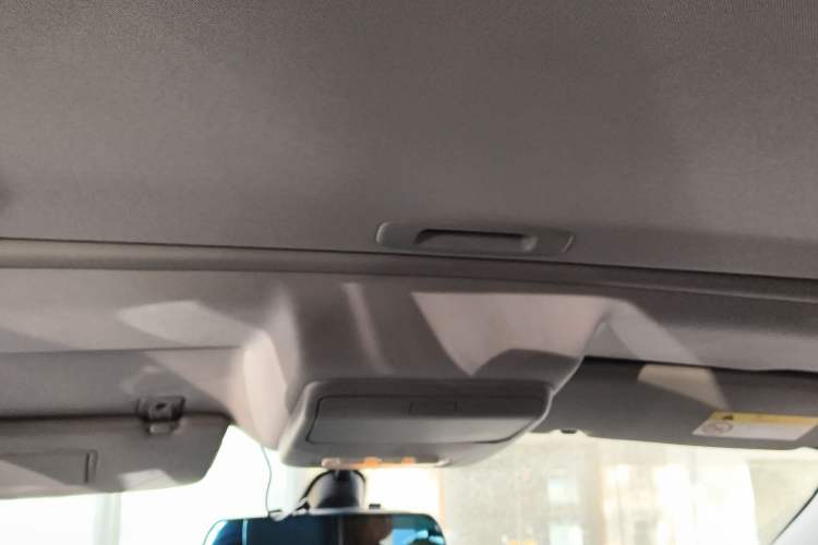 Used Peugeot 3008 2013 1.6THP Automatic Prestige Edition Headliner