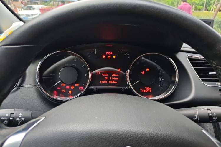 Used Peugeot 3008 2013 1.6THP Automatic Prestige Edition Instrument Cluster