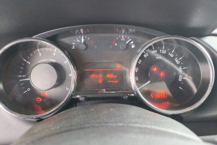 Used Peugeot 3008 2013 2.0L Automatic Classic Edition Instrument Cluster