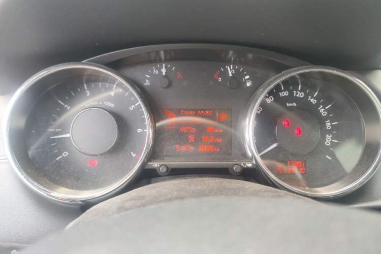 Used Peugeot 3008 2013 2.0L Automatic Trend Edition Instrument Cluster