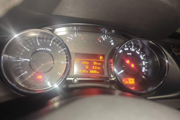 Used Peugeot 3008 2013 1.6THP Automatic Prestige Edition Instrument Cluster
