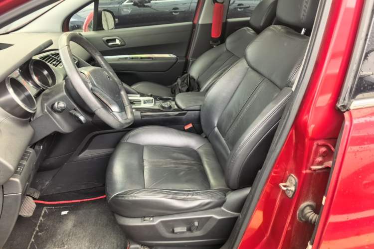 Used Peugeot 3008 2013 1.6THP Automatic Prestige Edition Left Front Seat