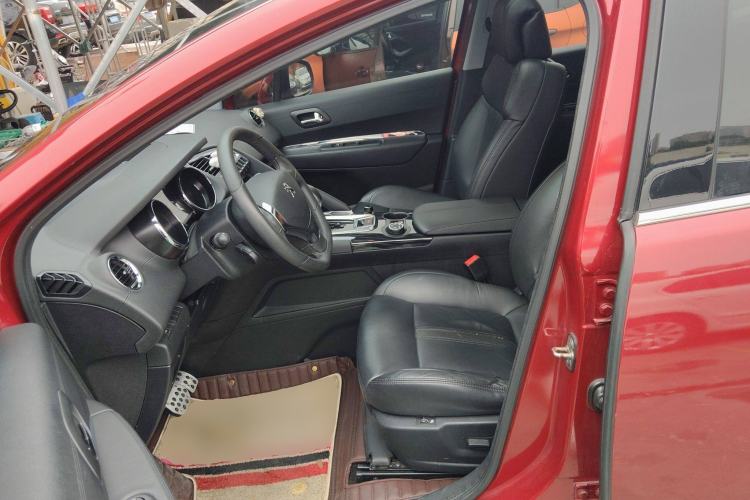 Used Peugeot 3008 2013 1.6THP Automatic Prestige Edition Left Front Seat