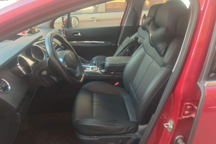 Used Peugeot 3008 2013 1.6THP Automatic Prestige Edition Left Front Seat