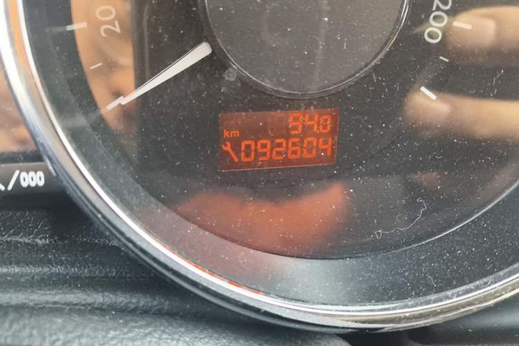 Used Peugeot 3008 2013 2.0L Automatic Classic Edition Odometer Close Up