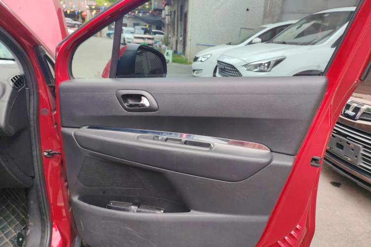 Used Peugeot 3008 2013 2.0L Automatic Trend Edition Right Front Door Interior