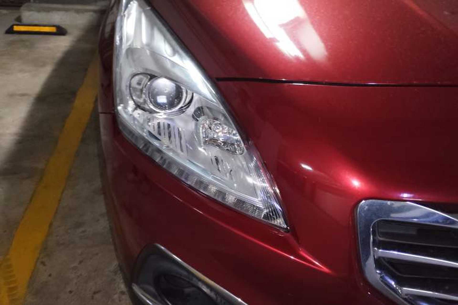 Used Peugeot 3008 2013 2.0L Automatic Trend Edition Right Front Headlight