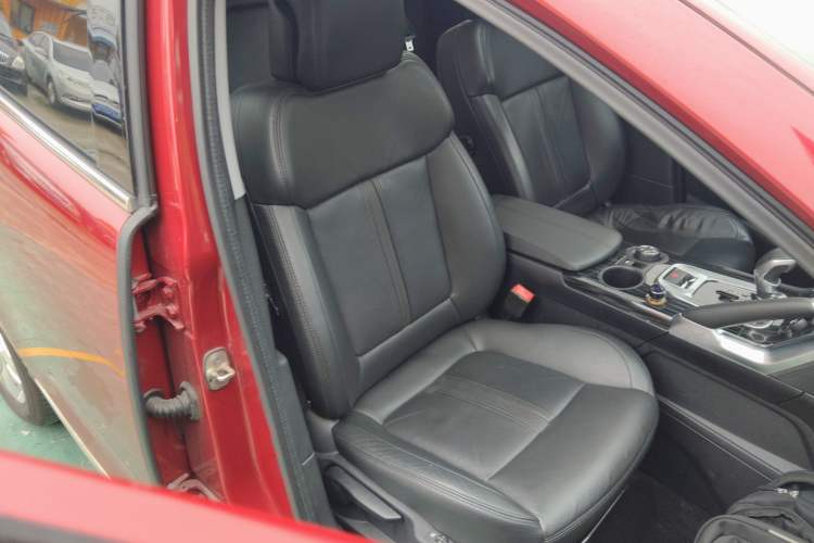 Used Peugeot 3008 2013 1.6THP Automatic Prestige Edition Right Front Seat