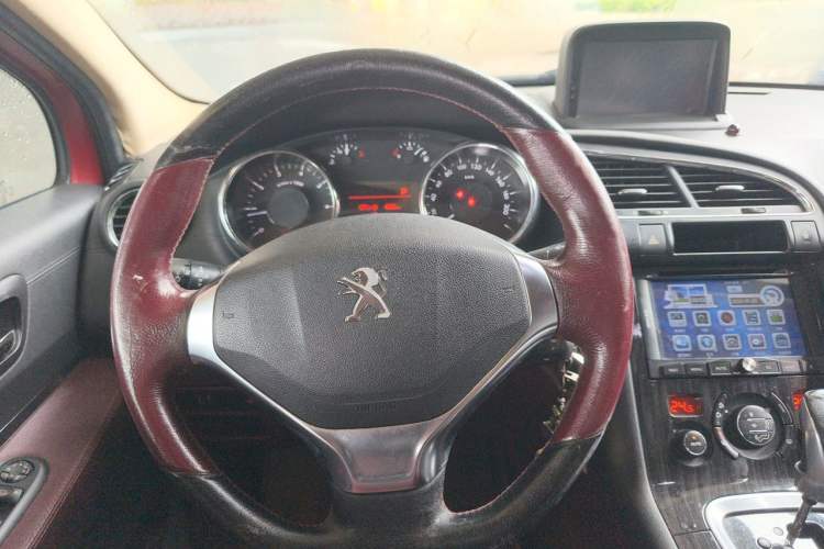 Used Peugeot 3008 2013 2.0L Automatic Classic Edition Steering Wheel