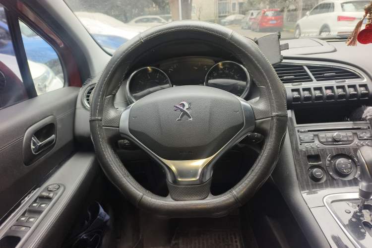 Used Peugeot 3008 2013 1.6THP Automatic Prestige Edition Steering Wheel