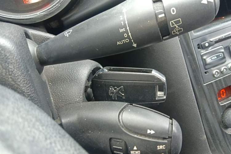 Used Peugeot 3008 2013 1.6THP Automatic Prestige Edition Vehicle Key