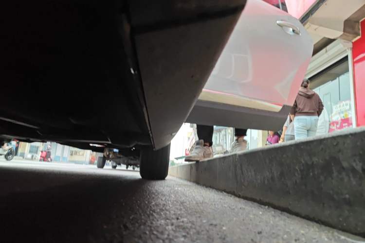 Used Peugeot 3008 2013 2.0L Automatic Trend Edition Chassis Front Left