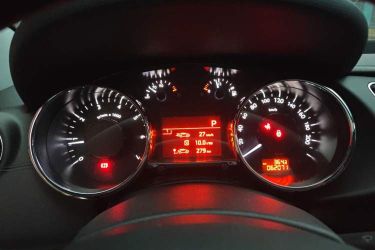 Used Peugeot 3008 2013 2.0L Automatic Trend Edition Instrument Cluster