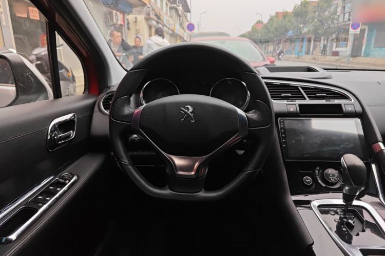 Used Peugeot 3008 2013 2.0L Automatic Trend Edition Steering Wheel
