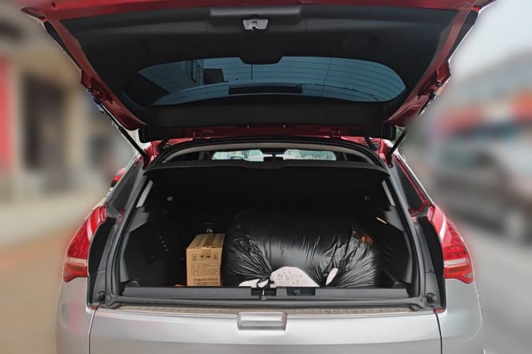 Used Peugeot 3008 2013 2.0L Automatic Trend Edition Trunk