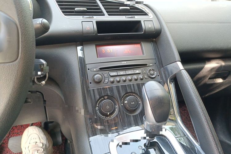 Used Peugeot 3008 2013 2.0L Automatic Classic Edition Audio And AC Panel
