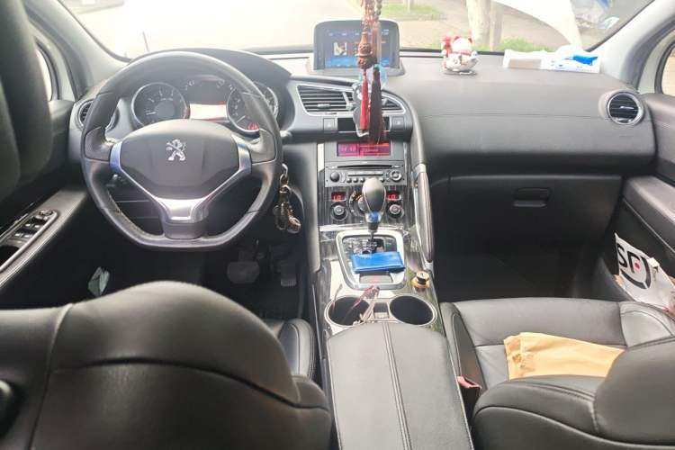 Used Peugeot 3008 2013 2.0L Automatic Trend Edition Audio And AC Panel