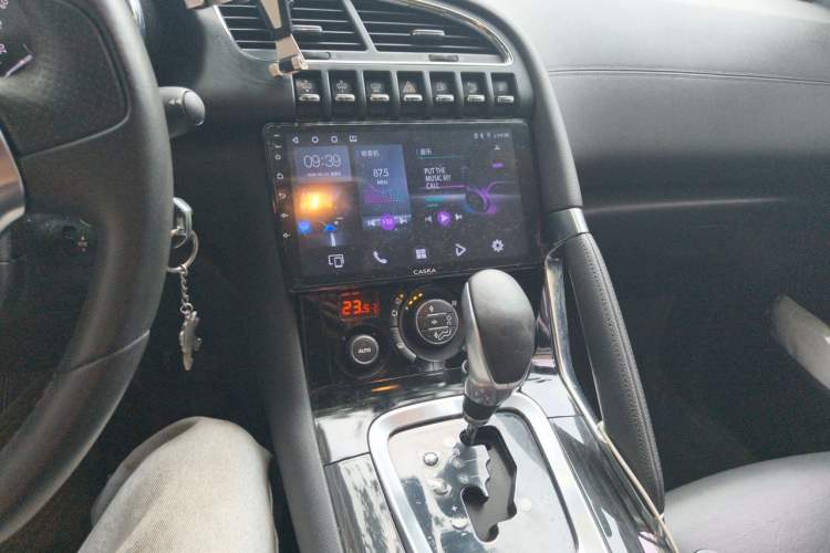 Used Peugeot 3008 2013 1.6THP Automatic Prestige Edition Audio And AC Panel