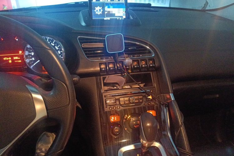 Used Peugeot 3008 2013 1.6THP Automatic Prestige Edition Audio And AC Panel