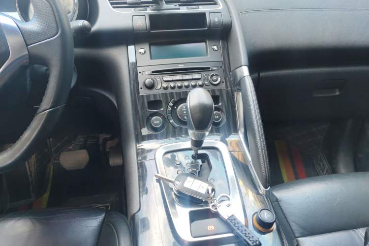 Used Peugeot 3008 2013 2.0L Automatic Trend Edition Audio And AC Panel