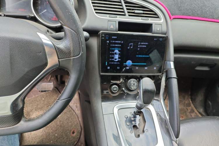 Used Peugeot 3008 2013 2.0L Automatic Trend Edition Audio And AC Panel