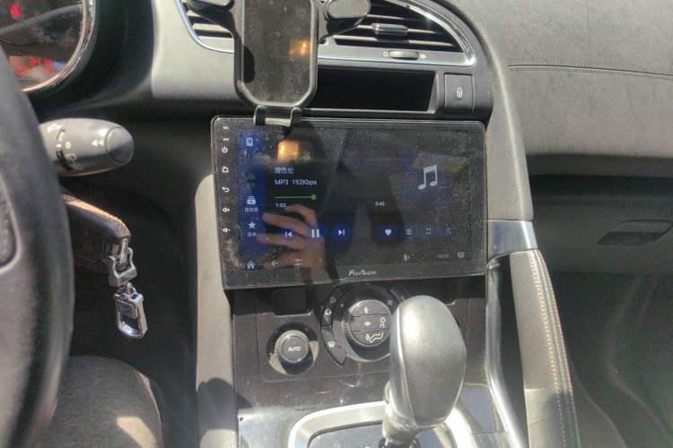 Used Peugeot 3008 2013 2.0L Automatic Trend Edition Audio And AC Panel