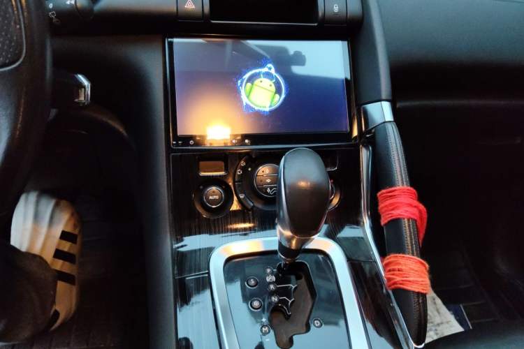 Used Peugeot 3008 2013 2.0L Automatic Trend Edition Audio And AC Panel