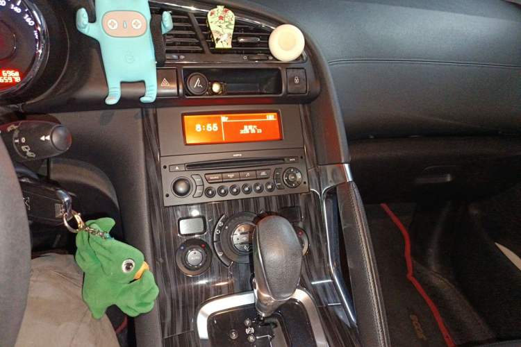 Used Peugeot 3008 2013 1.6THP Automatic Trend Edition Audio And AC Panel