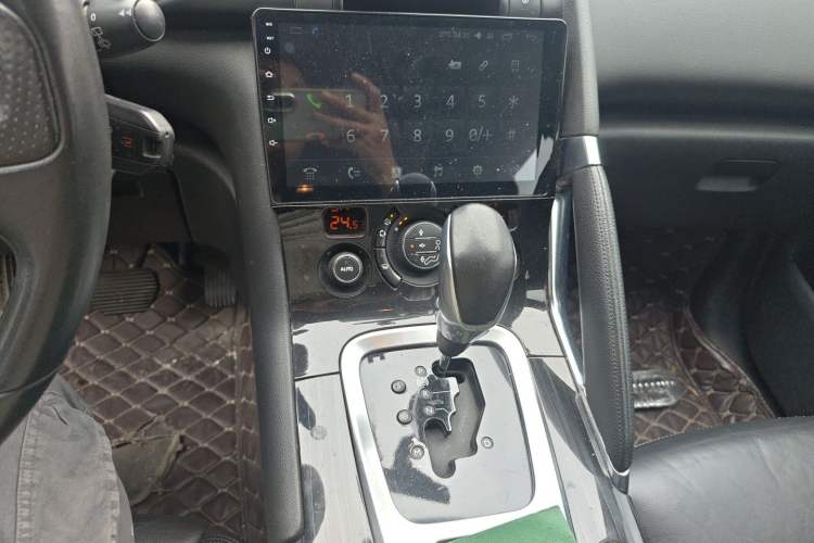 Used Peugeot 3008 2013 2.0L Automatic Trend Edition Audio And AC Panel