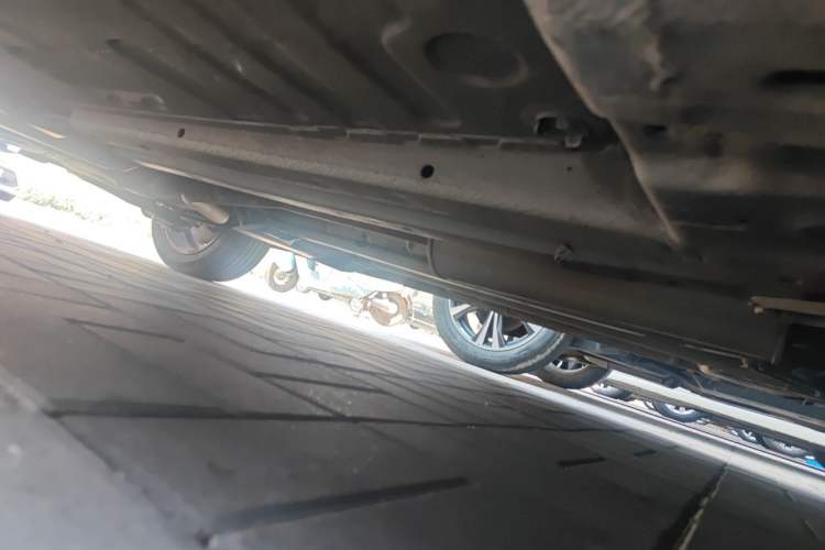Used Peugeot 3008 2013 1.6THP Automatic Prestige Edition Chassis Front Right