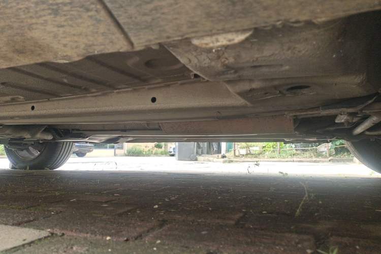 Used Peugeot 3008 2013 2.0L Manual Classic Edition Chassis Front Right