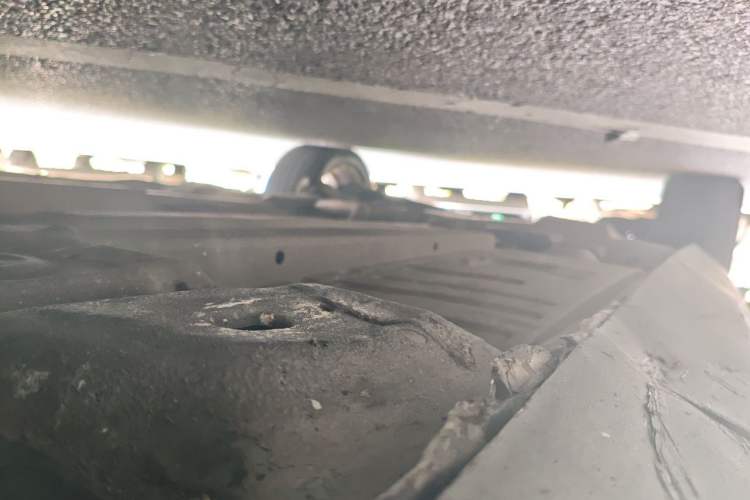 Used Peugeot 3008 2013 2.0L Automatic Classic Edition Chassis Front Right