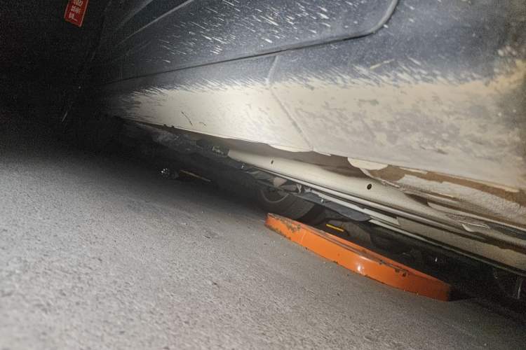 Used Peugeot 3008 2013 2.0L Automatic Trend Edition Chassis Front Right