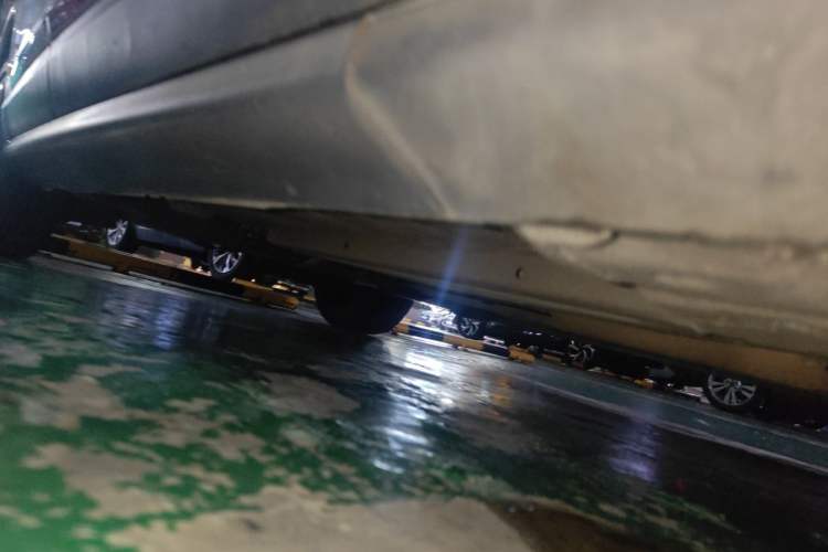 Used Peugeot 3008 2013 2.0L Automatic Trend Edition Chassis Front Right