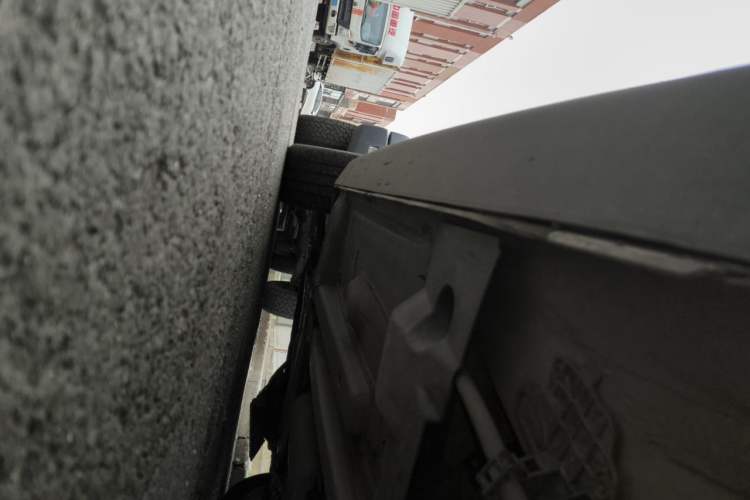Used Peugeot 3008 2013 1.6THP Automatic Prestige Edition Chassis Rear Left