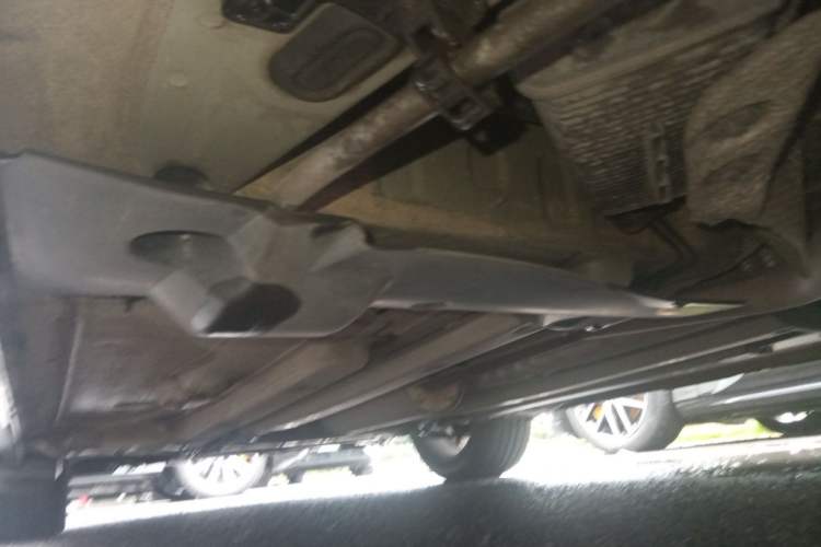 Used Peugeot 3008 2013 1.6THP Automatic Prestige Edition Chassis Rear Left