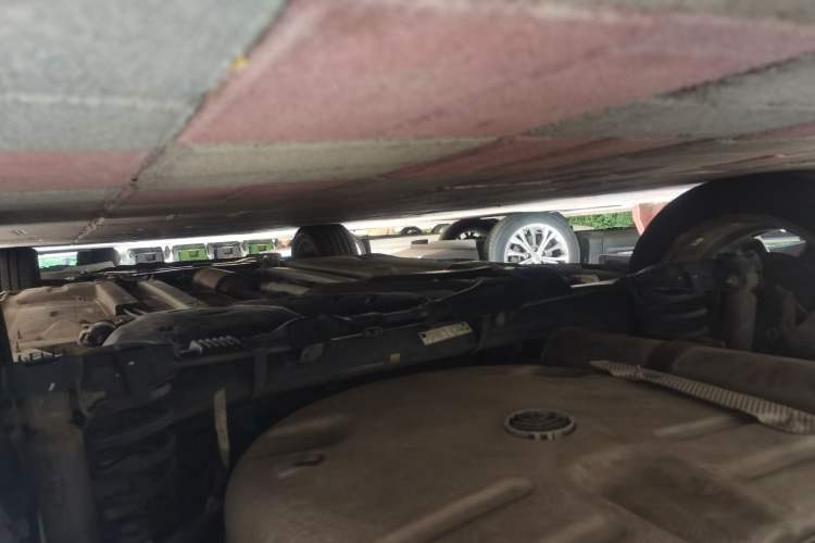 Used Peugeot 3008 2013 2.0L Automatic Trend Edition Chassis Rear Right