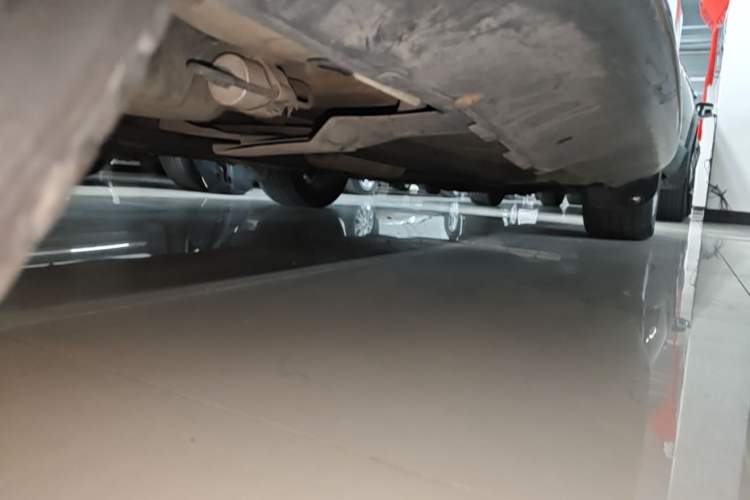 Used Peugeot 3008 2013 2.0L Automatic Classic Edition Chassis Rear Right