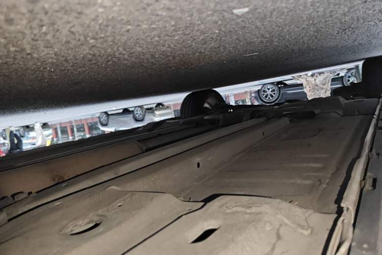 Used Peugeot 3008 2013 2.0L Automatic Trend Edition Chassis Rear Right