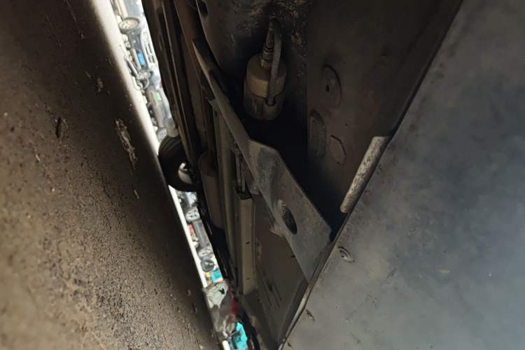 Used Peugeot 3008 2013 1.6THP Automatic Trend Edition Chassis Rear Right
