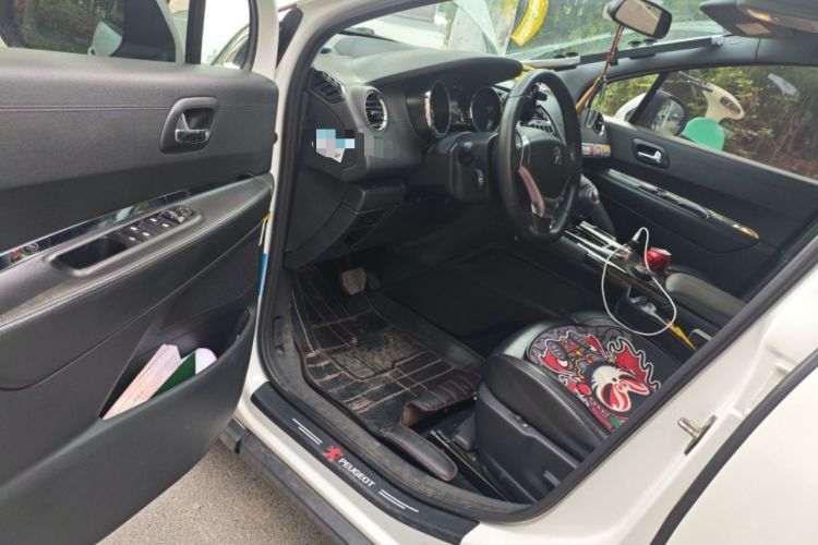 Used Peugeot 3008 2013 1.6THP Automatic Prestige Edition Driver Seat