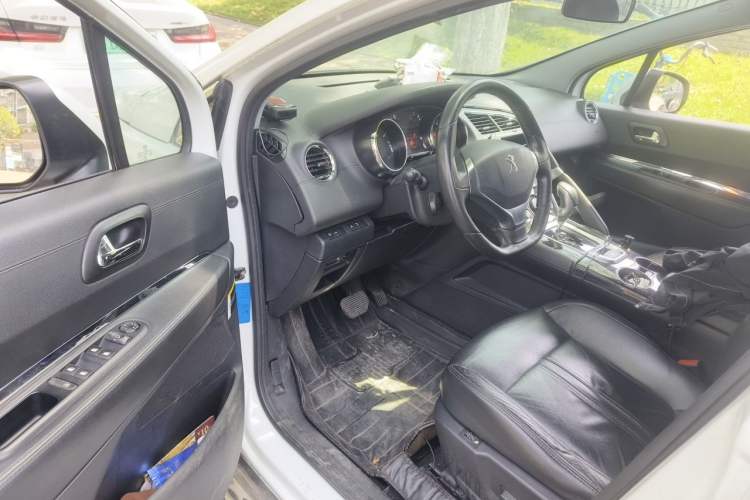 Used Peugeot 3008 2013 2.0L Automatic Trend Edition Driver Seat