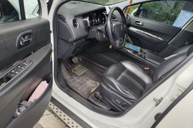 Used Peugeot 3008 2013 1.6THP Automatic Prestige Edition Driver Seat