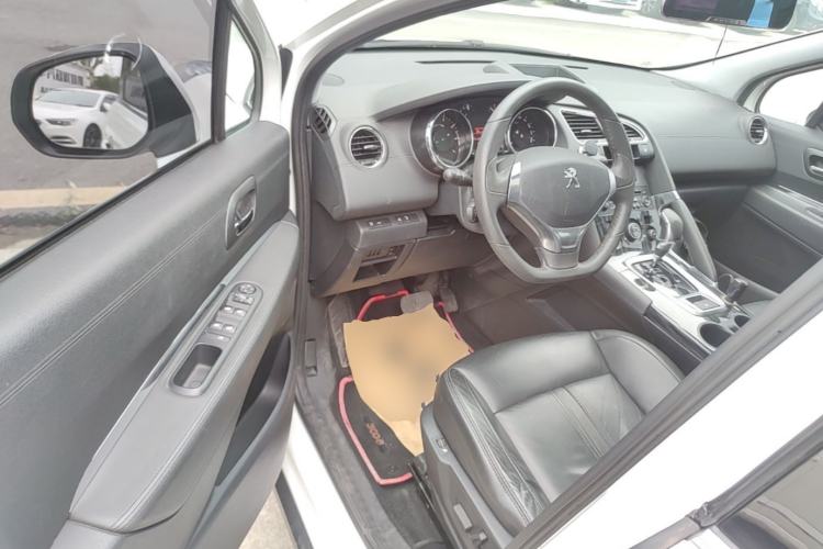 Used Peugeot 3008 2013 2.0L Automatic Trend Edition Driver Seat