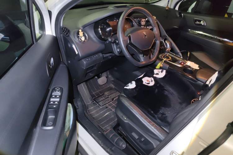 Used Peugeot 3008 2013 2.0L Automatic Trend Edition Driver Seat