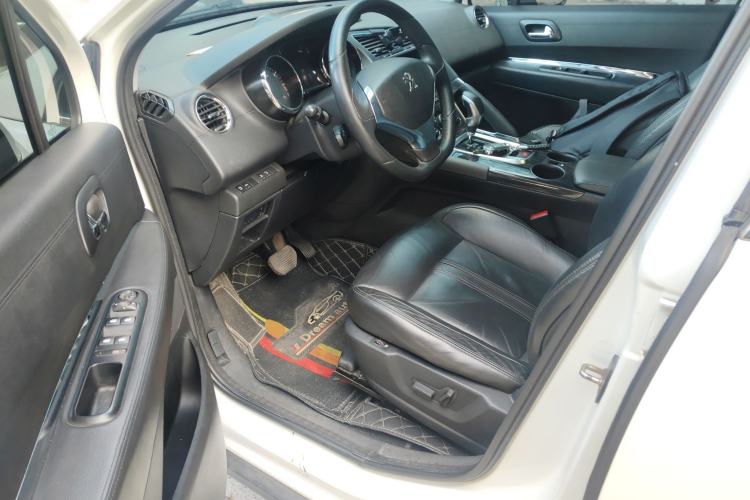 Used Peugeot 3008 2013 2.0L Automatic Trend Edition Driver Seat