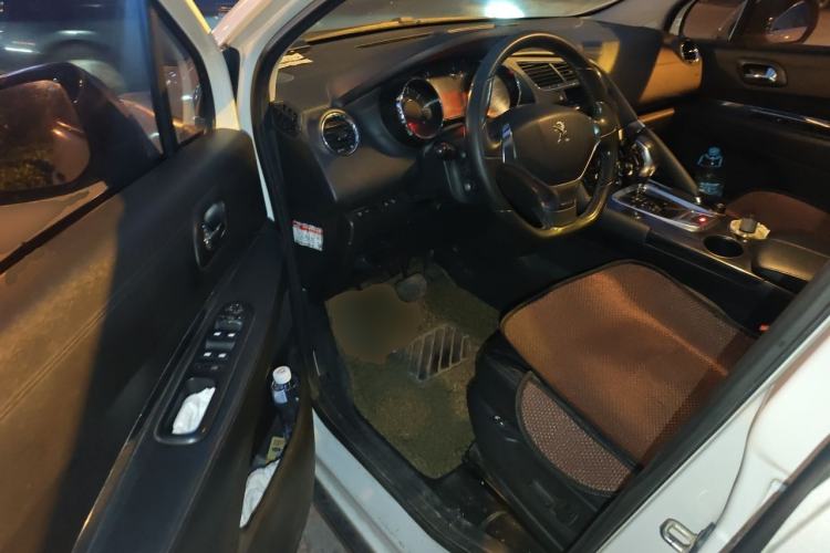 Used Peugeot 3008 2013 2.0L Automatic Trend Edition Driver Seat