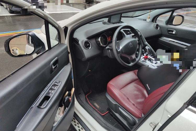Used Peugeot 3008 2013 2.0L Automatic Classic Edition Driver Seat
