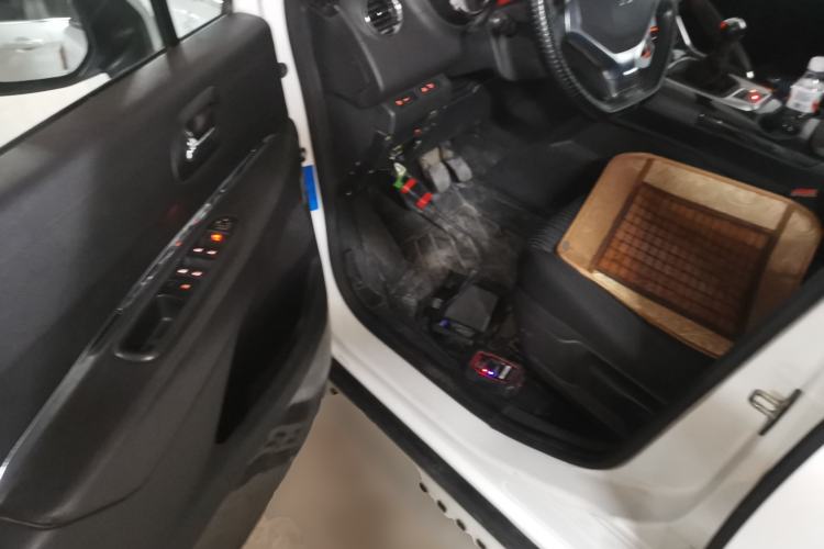 Used Peugeot 3008 2013 2.0L Manual Classic Edition Driver Seat
