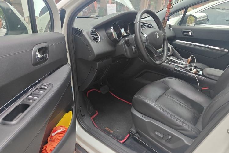 Used Peugeot 3008 2013 2.0L Automatic Trend Edition Driver Seat